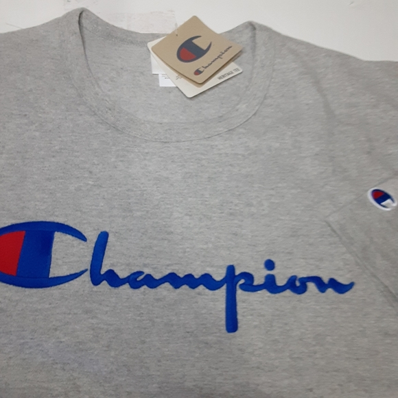 Champion shirt size XL, brand new with Tags - Picture 2 of 3